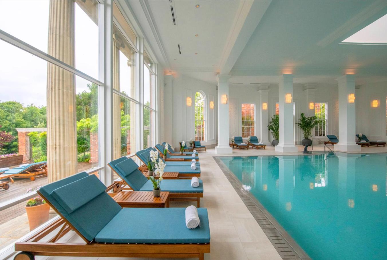 Chewton Glen Hotel - An Iconic Luxury Hotel New Milton Bagian luar foto