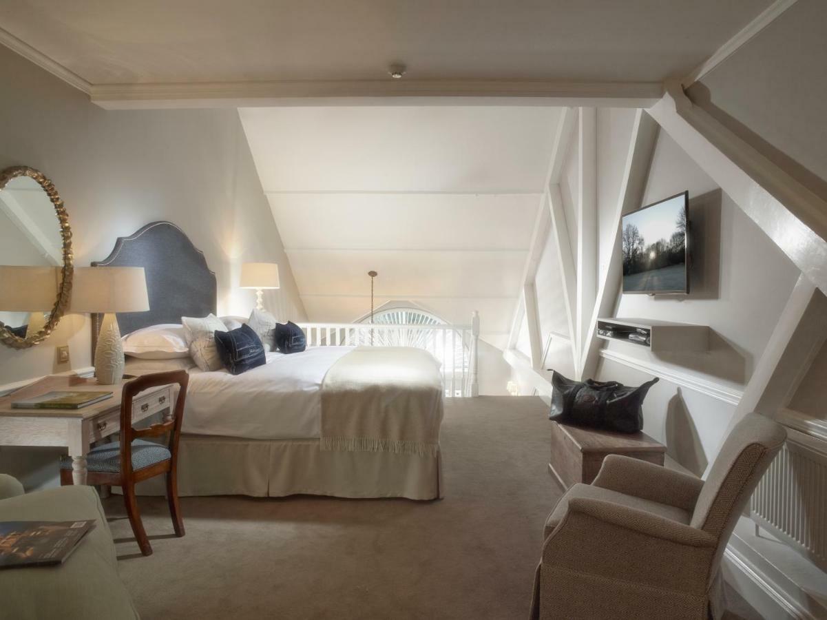 Chewton Glen Hotel - An Iconic Luxury Hotel New Milton Bagian luar foto
