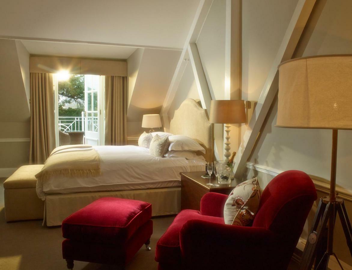 Chewton Glen Hotel - An Iconic Luxury Hotel New Milton Bagian luar foto