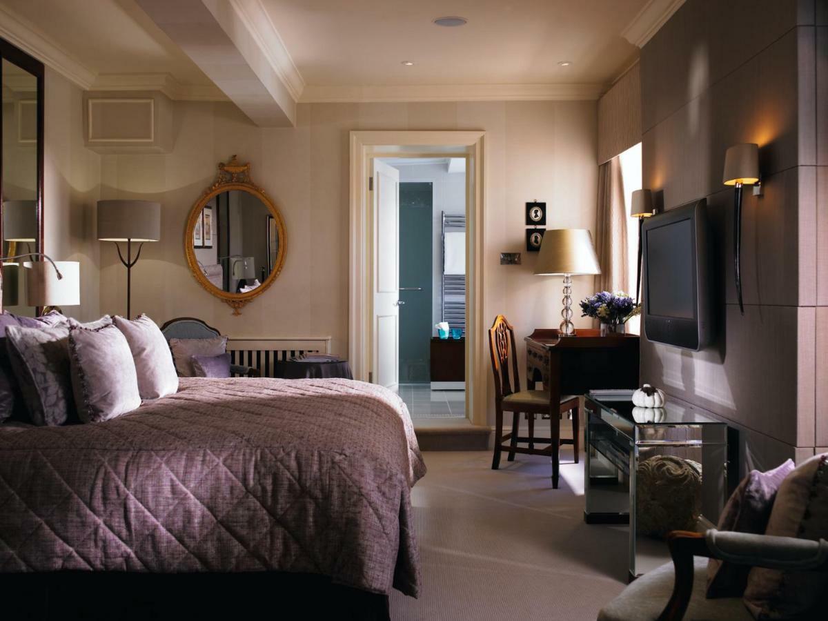 Chewton Glen Hotel - An Iconic Luxury Hotel New Milton Bagian luar foto